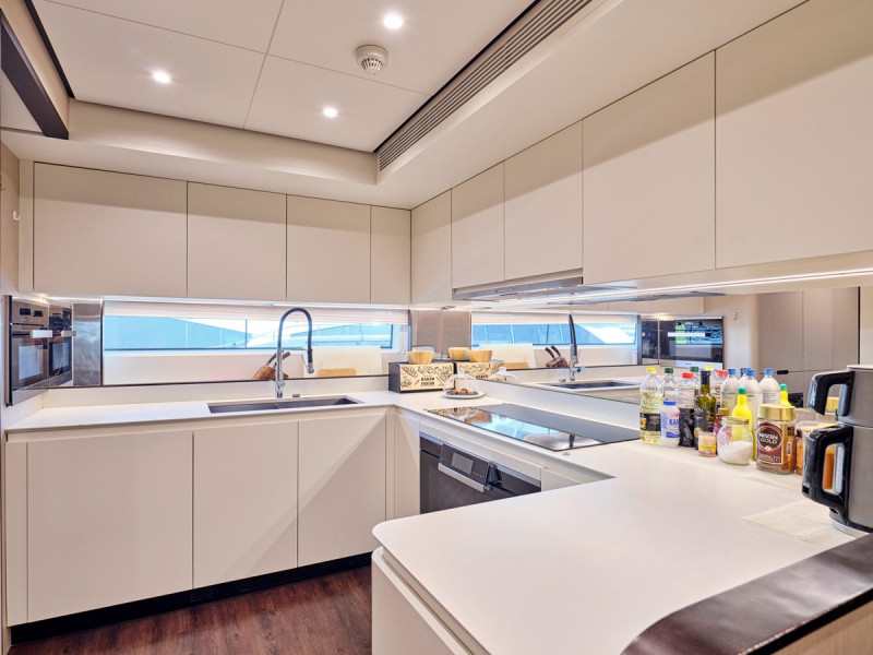 GRANDE 32 METRI 2019 AZIMUT YACHTS