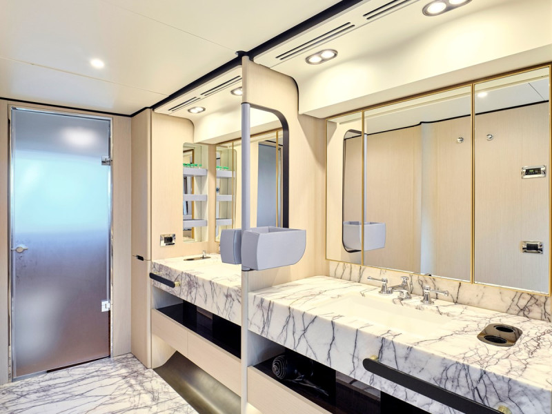 GRANDE 32 METRI 2019 AZIMUT YACHTS