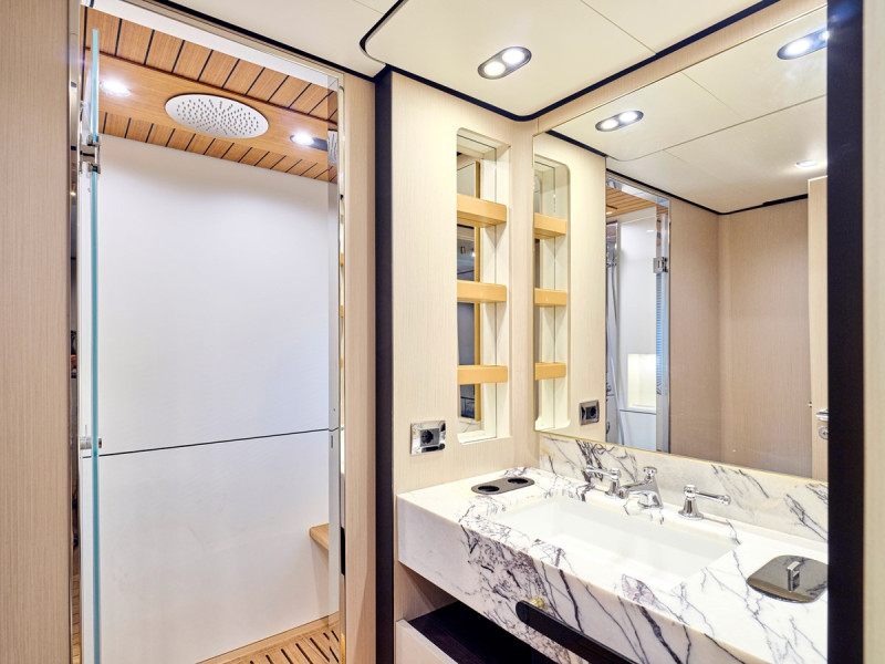 GRANDE 32 METRI 2019 AZIMUT YACHTS