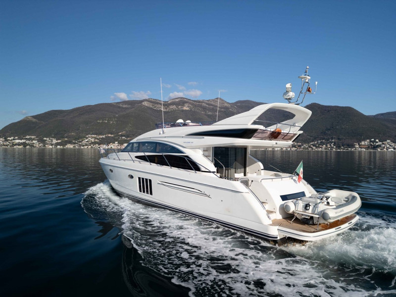 2012 PRINCESS YACHTS