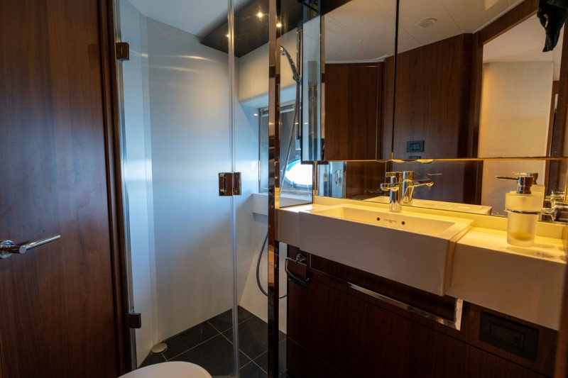 2012 PRINCESS YACHTS