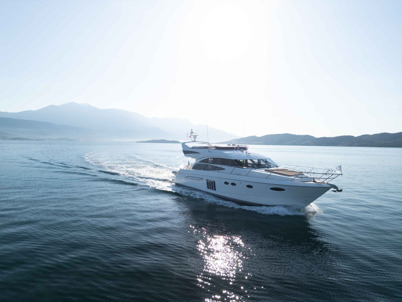 2012 PRINCESS YACHTS