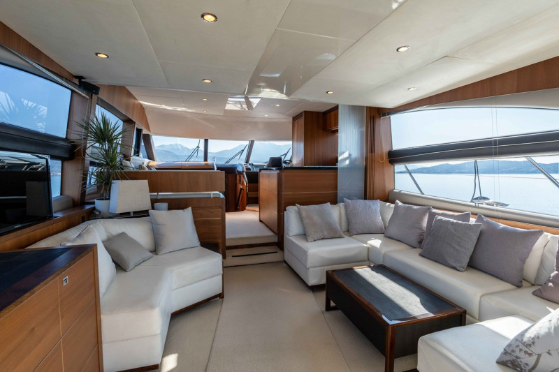 2012 PRINCESS YACHTS