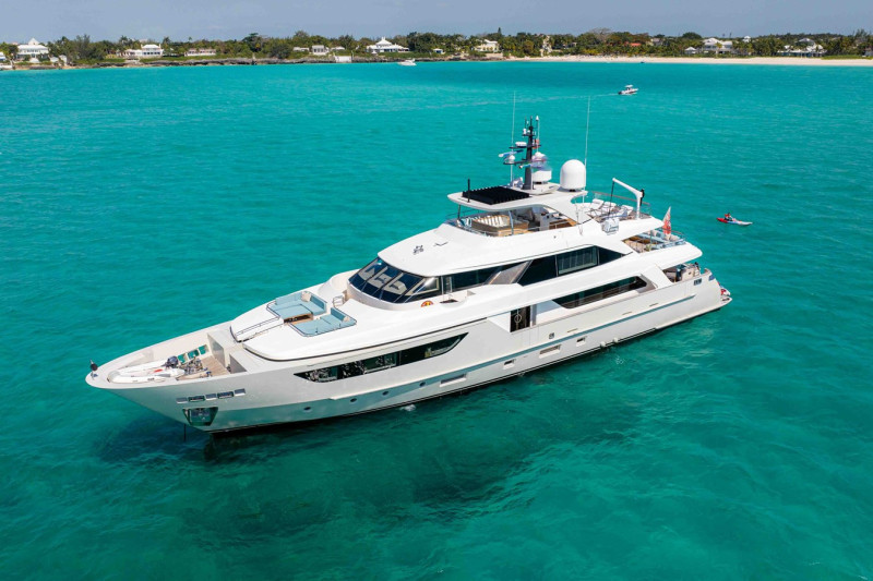 SD 126 2018 SANLORENZO YACHTS
