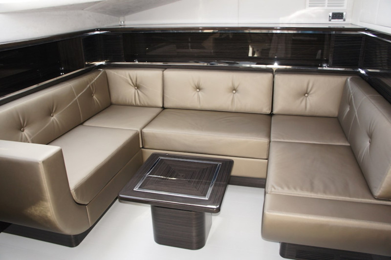 70 POWER  2013 SUNREEF YACHTS