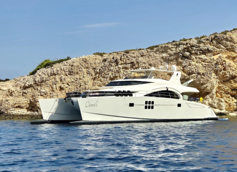 70 POWER  2013 SUNREEF YACHTS