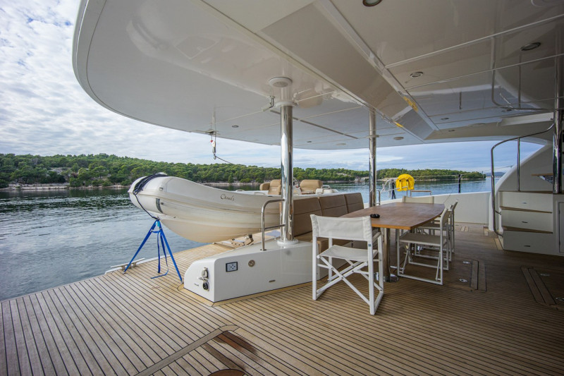 70 POWER  2013 SUNREEF YACHTS
