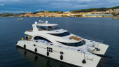 70 POWER  2013 SUNREEF YACHTS