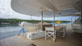 70 POWER  2013 SUNREEF YACHTS