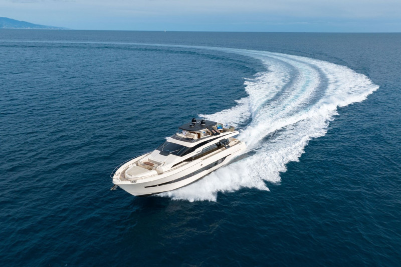 CAYMAN YACHTS F920 2018 SANLORENZO YACHTS