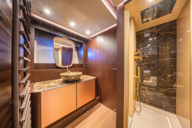 CAYMAN YACHTS F920 2018 SANLORENZO YACHTS