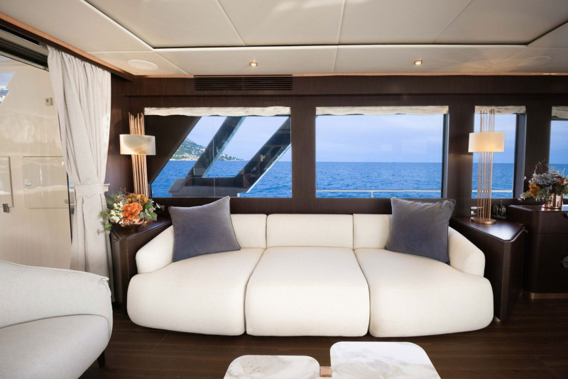 CAYMAN YACHTS F920 2018 SANLORENZO YACHTS