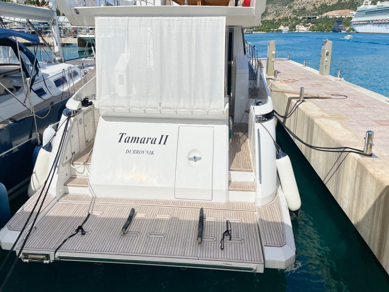 66 FLY 2018 AZIMUT YACHTS