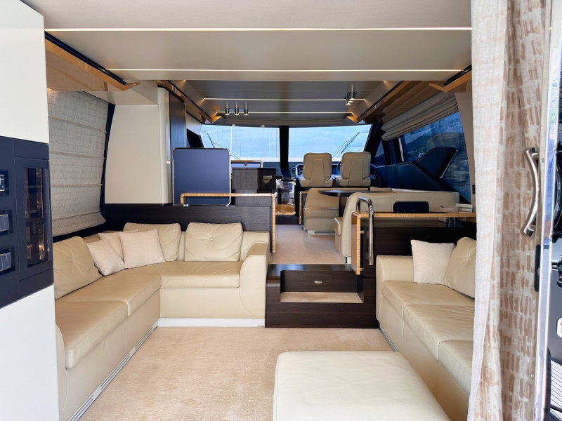 66 FLY 2018 AZIMUT YACHTS