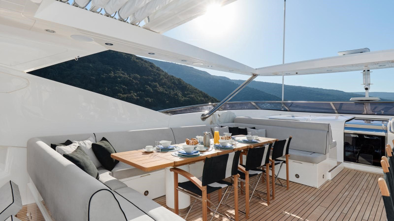 2015 SUNSEEKER