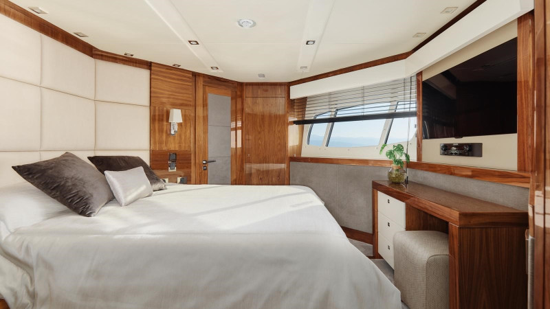 2015 SUNSEEKER