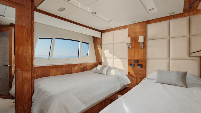 2015 SUNSEEKER