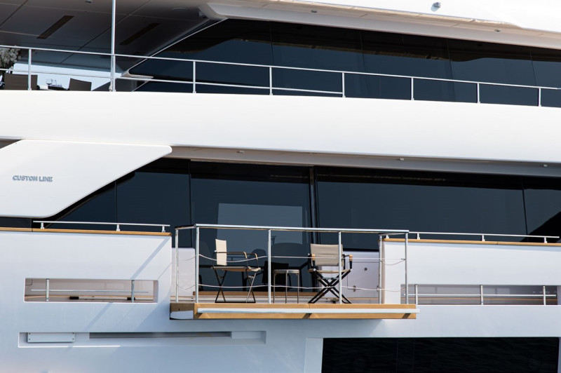 NAVETTA 33 2022 CUSTOM LINE
