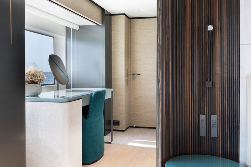 NAVETTA 33 2022 CUSTOM LINE