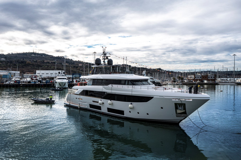 NAVETTA 33 2022 CUSTOM LINE