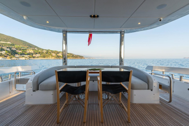 78 FLYBRIDGE 2021 AZIMUT YACHTS