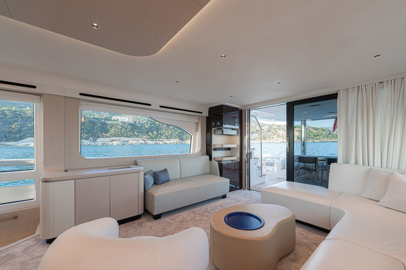 78 FLYBRIDGE 2021 AZIMUT YACHTS