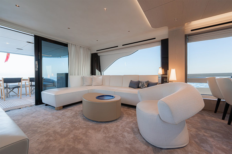 78 FLYBRIDGE 2021 AZIMUT YACHTS