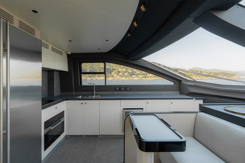 78 FLYBRIDGE 2021 AZIMUT YACHTS