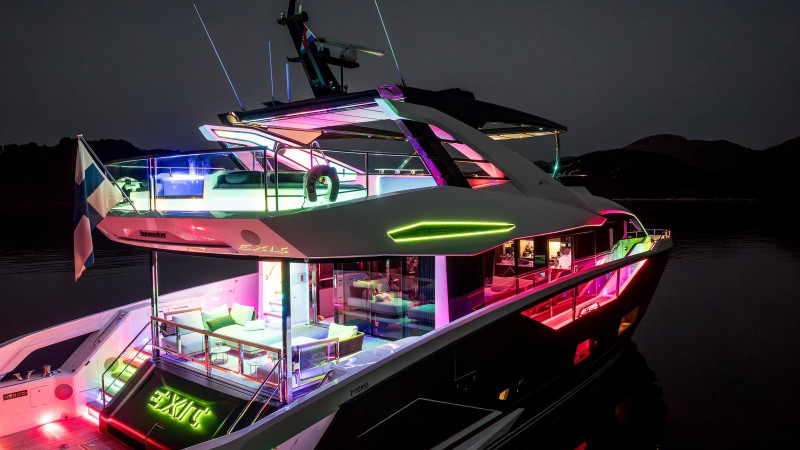 OCEAN 90 2023 SUNSEEKER