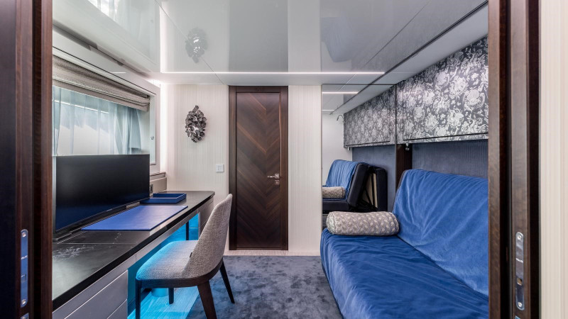 OCEAN 90 2023 SUNSEEKER