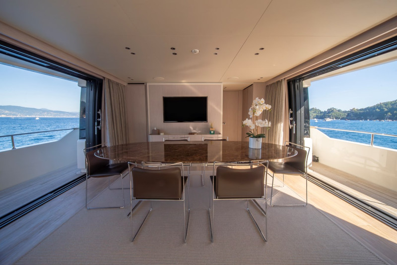SD96 2022 SANLORENZO YACHTS