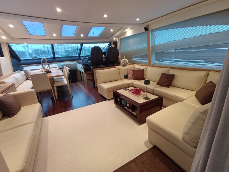 V78 2011 PRINCESS YACHTS
