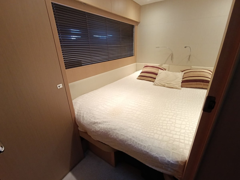 V78 2011 PRINCESS YACHTS