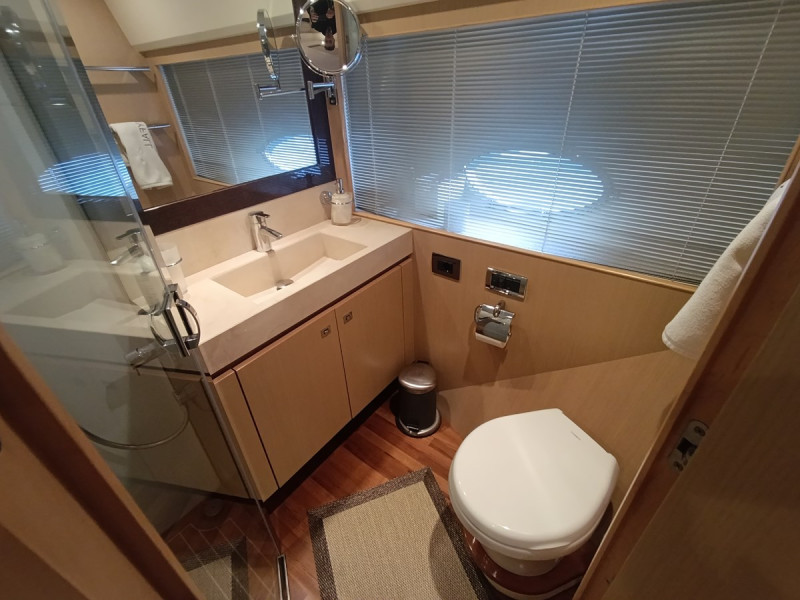 V78 2011 PRINCESS YACHTS