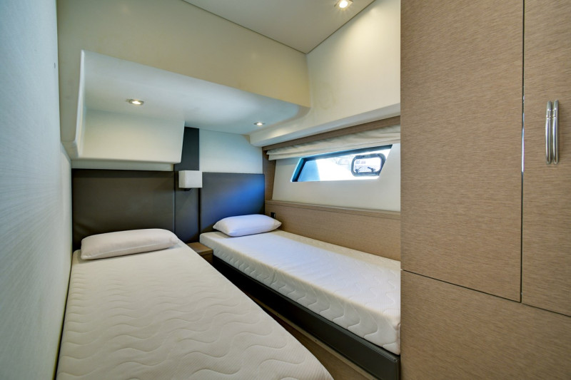 PRESTIGE 50 FLY 2019 PRESTIGE