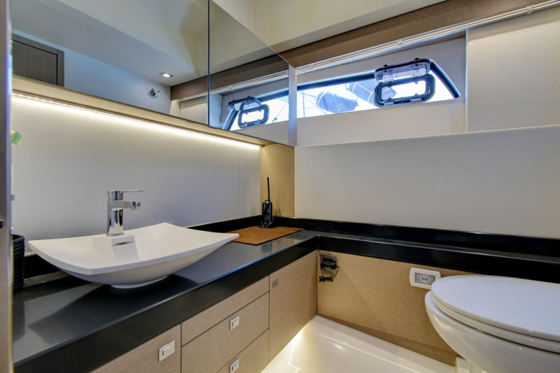 PRESTIGE 50 FLY 2019 PRESTIGE