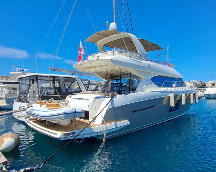 Prestige 62 2015 PRESTIGE