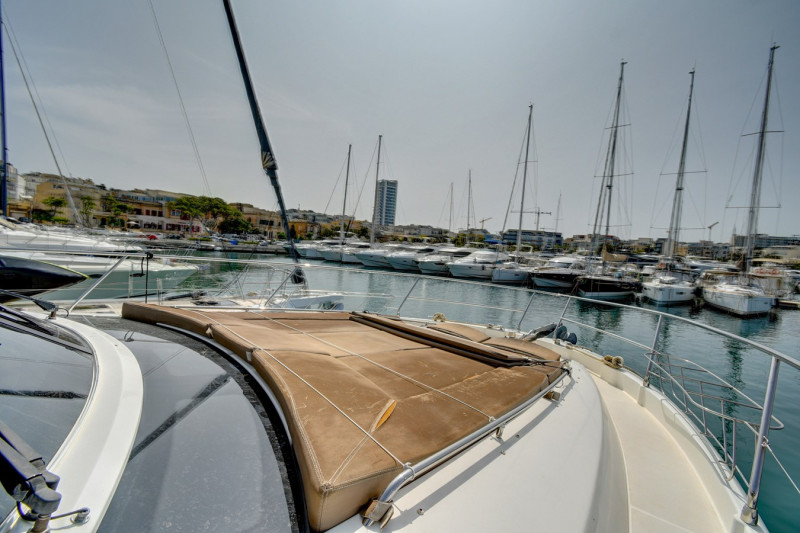 PRESTIGE 62 2015 PRESTIGE