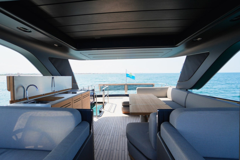 67 FLY 2023 CRANCHI YACHTS