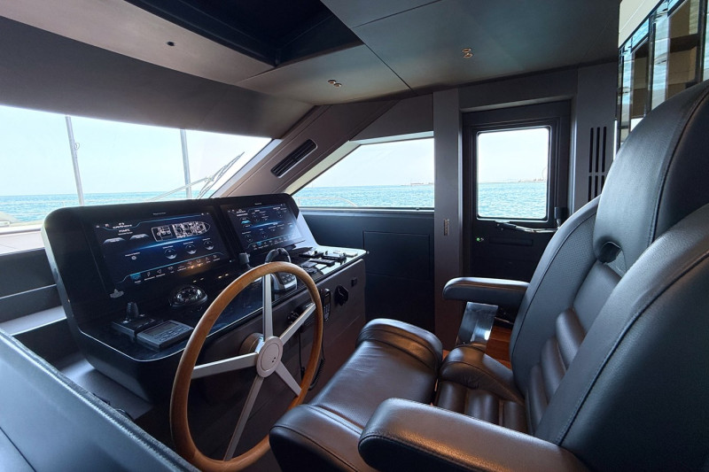 67 FLY 2023 CRANCHI YACHTS