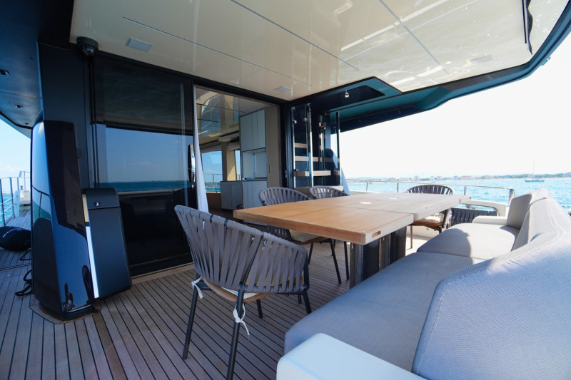 67 FLY 2023 CRANCHI YACHTS
