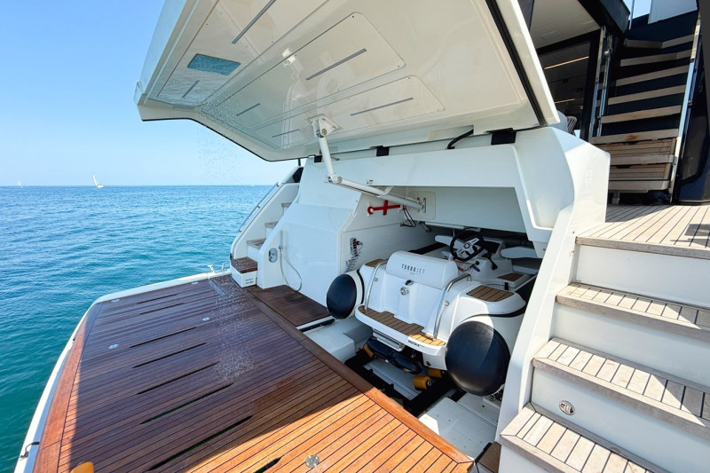 67 FLY 2023 CRANCHI YACHTS