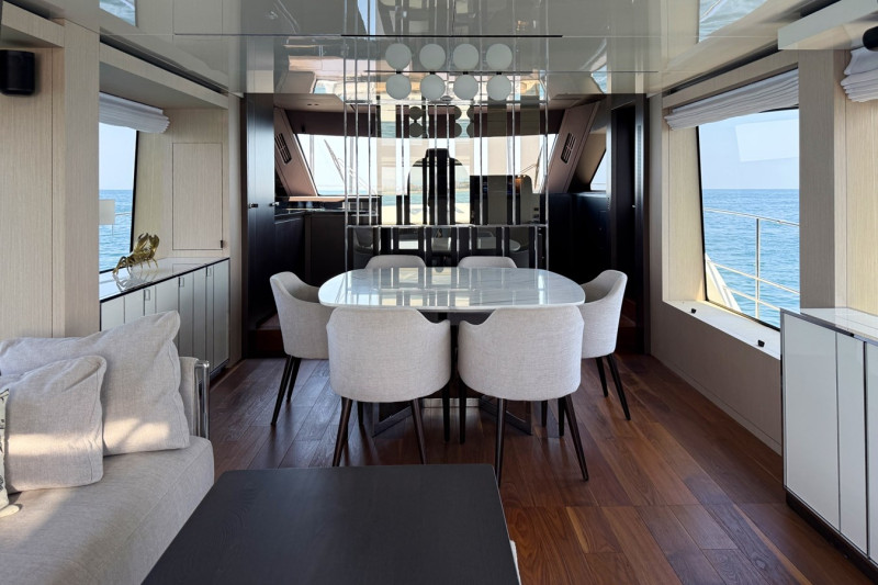 67 FLY 2023 CRANCHI YACHTS