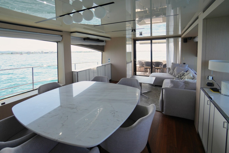 67 FLY 2023 CRANCHI YACHTS