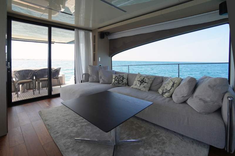 67 FLY 2023 CRANCHI YACHTS
