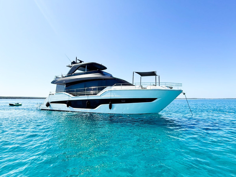 67 FLY 2023 CRANCHI YACHTS
