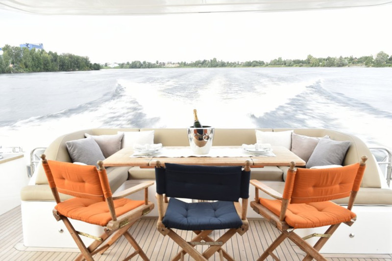 2013 PRINCESS YACHTS