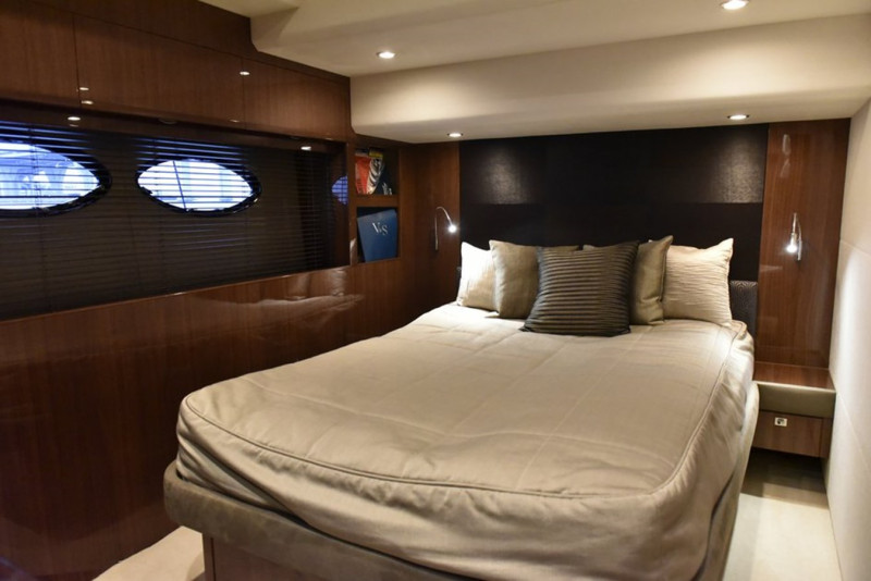 2013 PRINCESS YACHTS