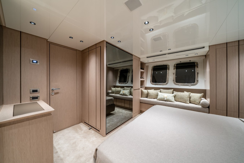 SX76 2021 SANLORENZO YACHTS
