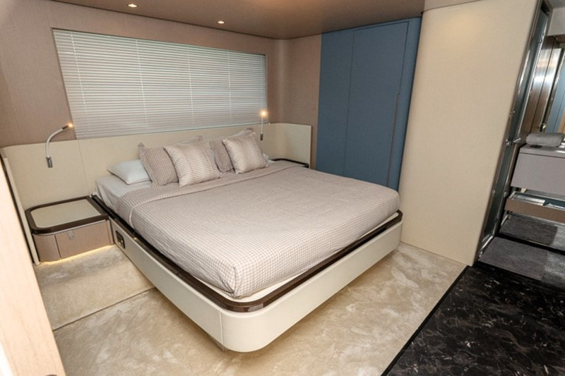 FLY 68 2024 AZIMUT YACHTS